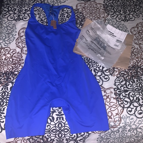 SKIMS™️ Swim Cycle Suit - Cobalt - Picture 5 of 6